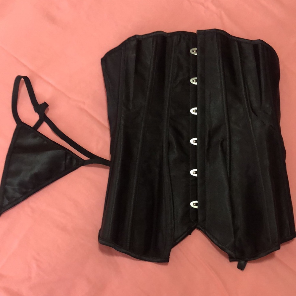 Black Corset, shapewear/ lingerie, size medium, nwot